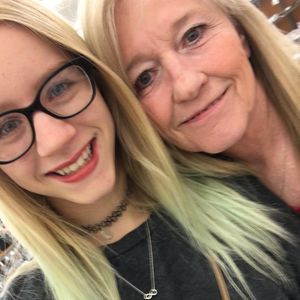 Meet your Posher, Leslie